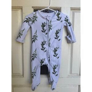 Caden Lane Baby Footed Pajamas Sleepers Green Leaf Print Size 0-3 Months